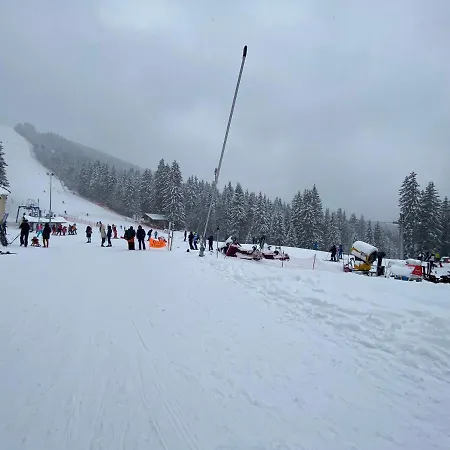 Panoramic Mountain View In Pine Hills *
