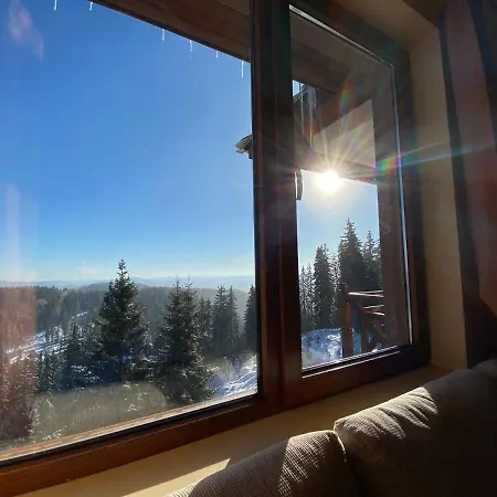 Panoramic Mountain View In Pine Hills *